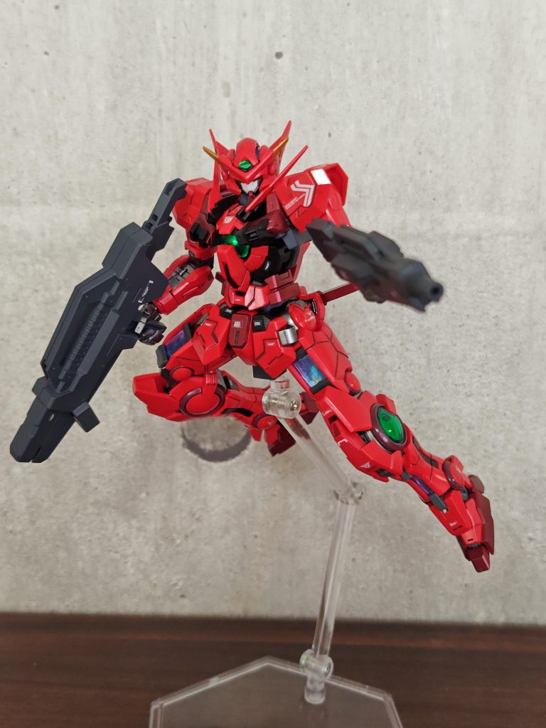 RGアストレアタイプF2–3枚目/制作者:@Kazon1221