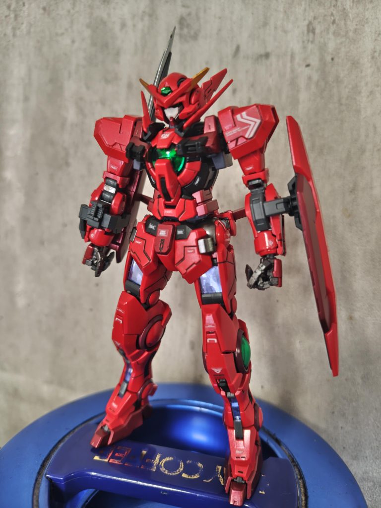 RGアストレアタイプF2–2枚目/制作者:@Kazon1221