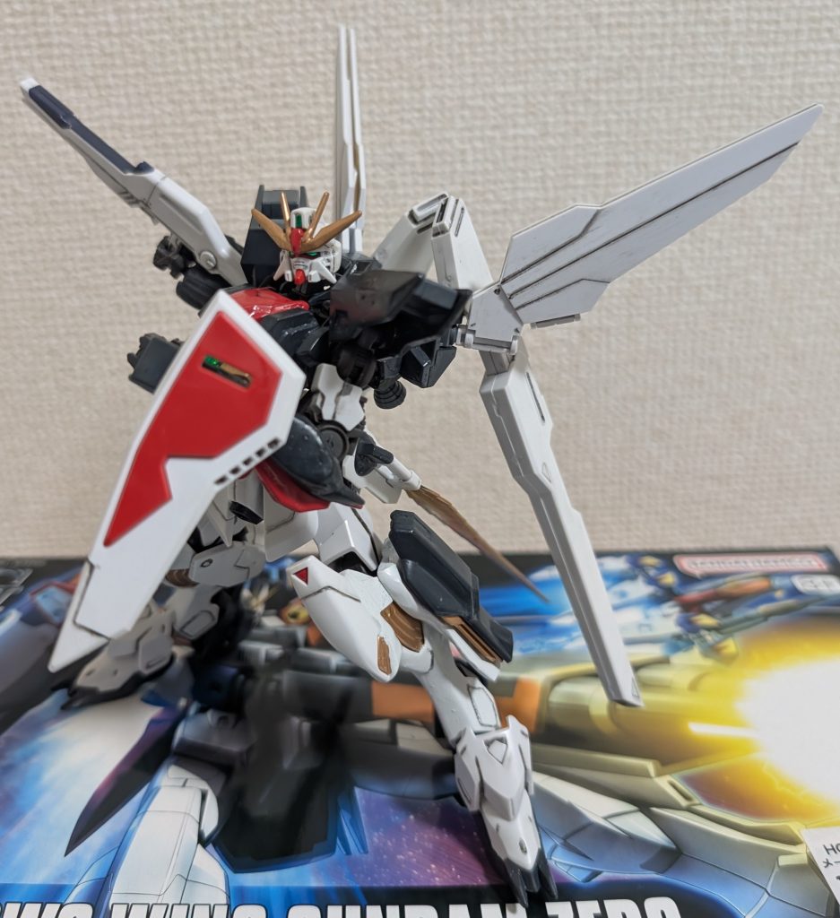 本家同様、基本武装はライフル＆シールドになります。