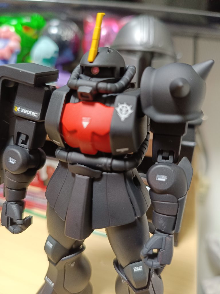 頭部のバルカン砲も再現したが小さすぎたかも