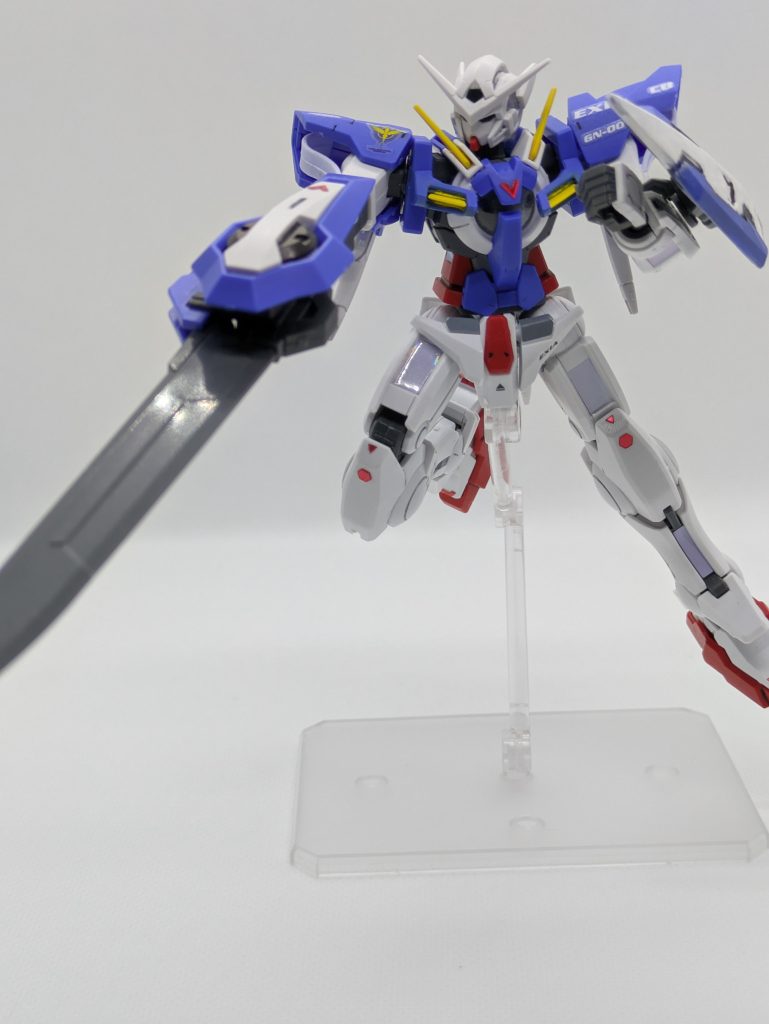 『エクシア、紛争を確認、駆逐する！！』