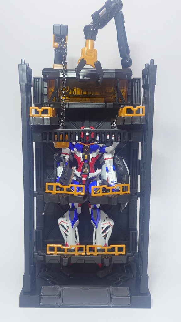 百均格納庫でお休みです💤