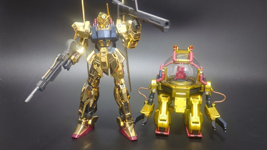 【百】の機体と一緒に😁