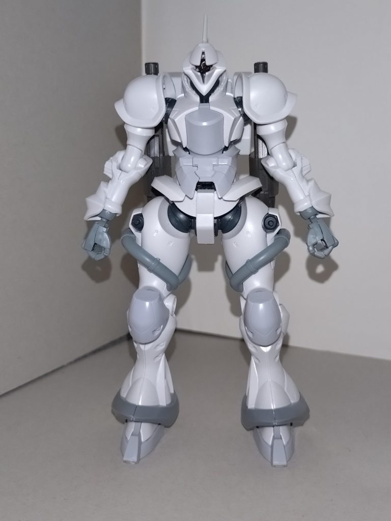 【概要】MSZ-002C　ギャンキャノン(GQ)Roseliaを率いるボーカル担当・湊 友希那はこの2年の間に、まずプレバン限定のギャンクリーガーを、次いで何かの企画に合わせてかSDCSガンダムを制作、他にもガンダムシリーズ外で複数の作品を手掛けてきた。しかし、飼い猫の1頭・ユダから「もう一度、ギャンをつくってみないか？」とそそのかされた友希那は関西本線普通電車に飛び乗り、終点のJR難波下車で日本橋を目指す。そして···。 友希那「箱も説明書もハクジもないけど、なんとかカタチになったわね」