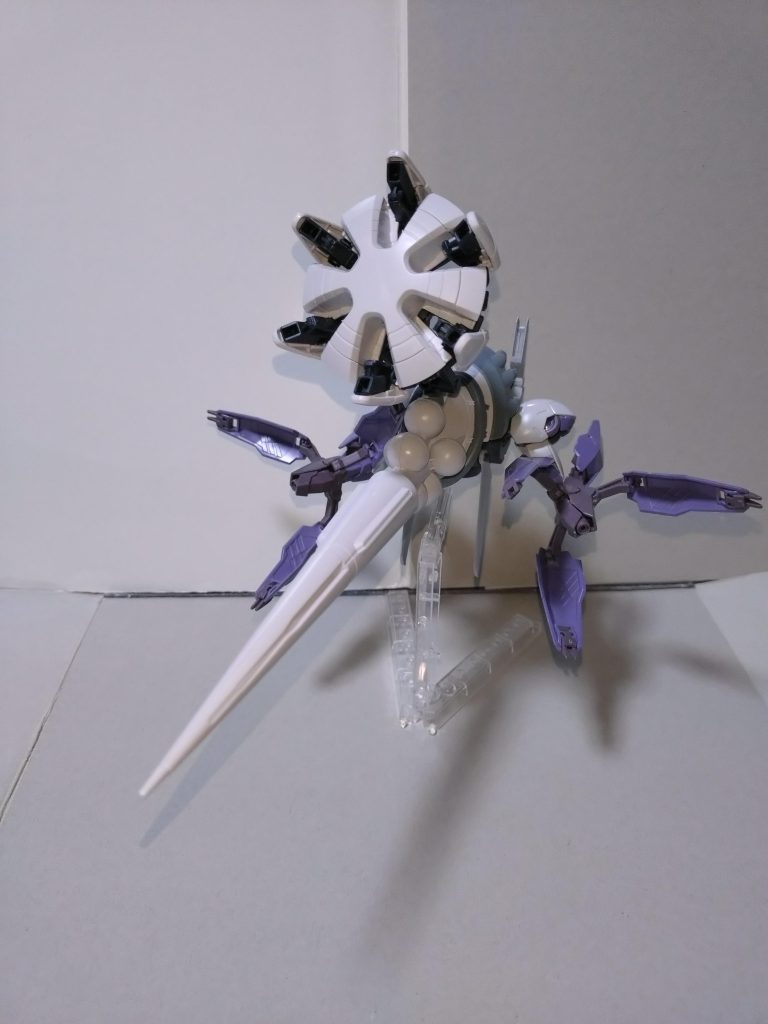 花音「全砲門を展開してみました。ガンプラではよくあることですけど···」