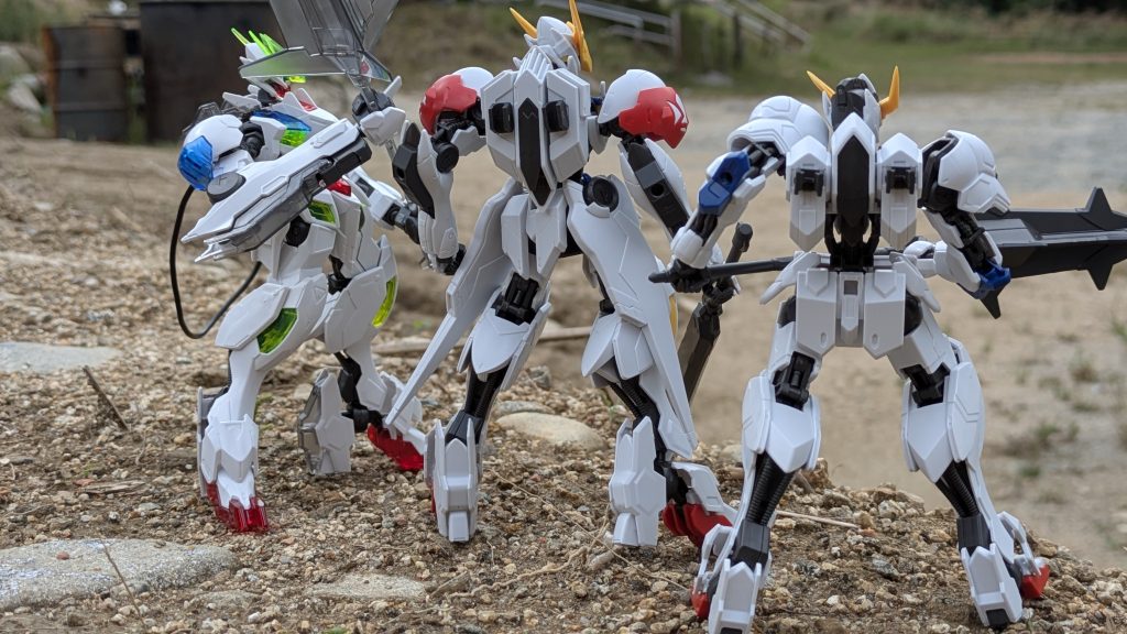 素組のバルバトス三兄弟–4枚目/制作者：Mio ガンプラ会