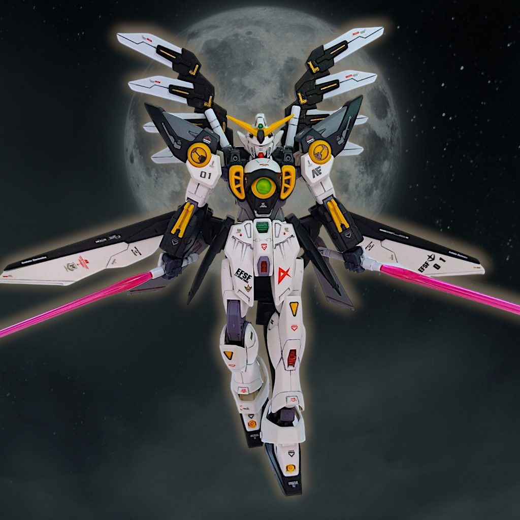 EGウイングの紹介的な意味も込めて、プロポーションはいじっていませんEパックと武器以外、キットそのままで塗装しただけです