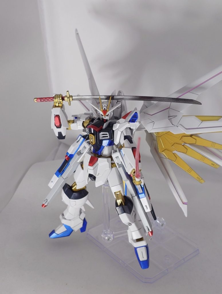 【部分メタリック】HGマイティストライクフリーダムガンダム–4枚目/制作者：ライカ