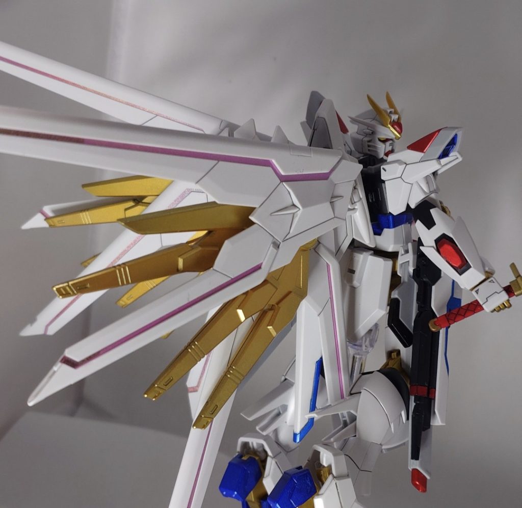【部分メタリック】HGマイティストライクフリーダムガンダム–2枚目/制作者：ライカ