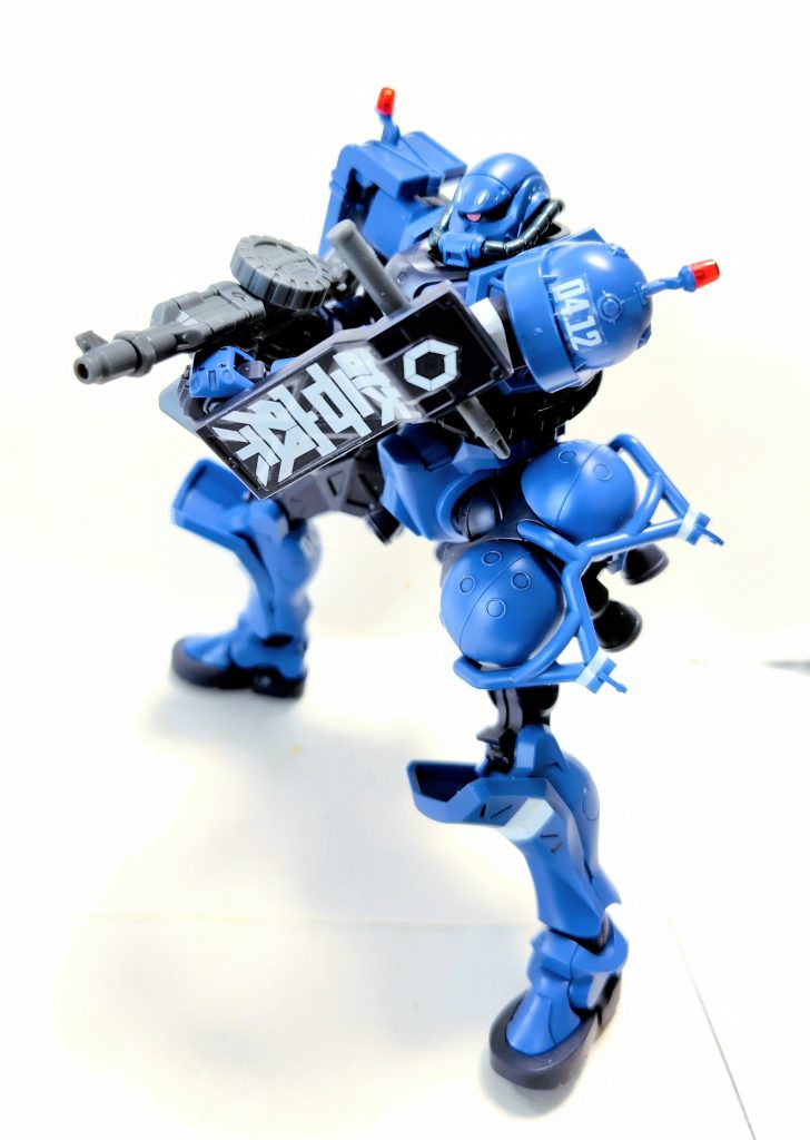 軍警ザク–2枚目/制作者：Takanari