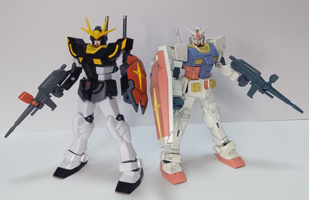 以前投稿したEGガンダムと。https://gumpla.jp/eg/25057078