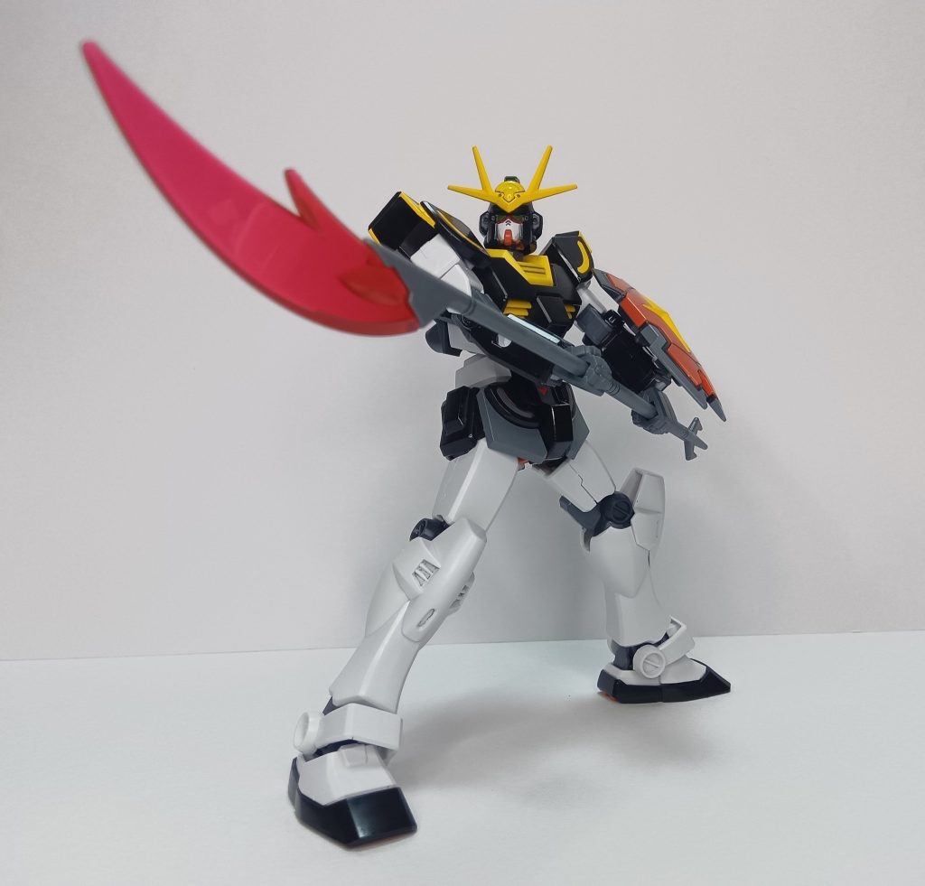 足も黒く塗って、緑と黒に塗ったメテオホッパーに乗せるか…同シリーズのビルドストライク エクシードギャラクシーを銀に塗ったり。どっちも持ってないけど…