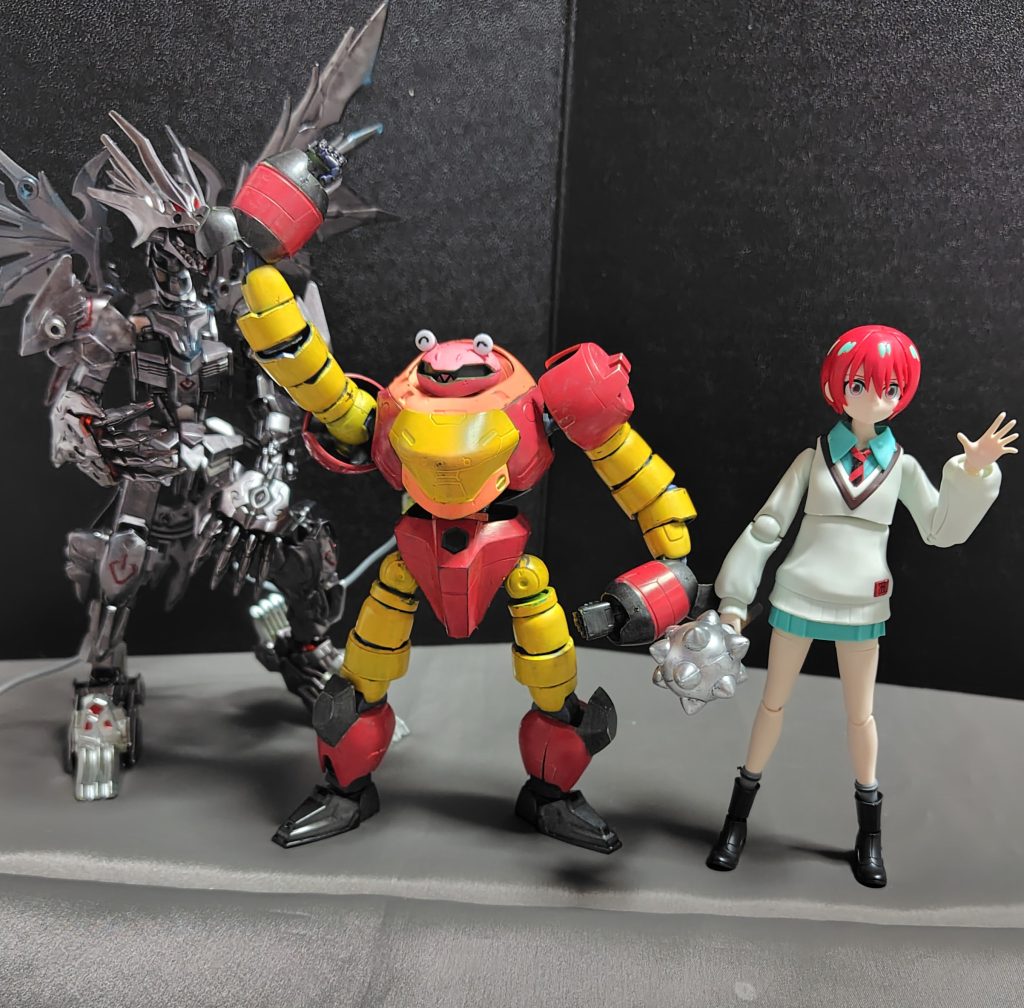 鉄血世界にボスボロットがいたらという感じで何となく作ってみたら思った以上にボロットっぽいのが出来たので良かったです。くろがね5人衆があったように鉄血5人衆がいるとしたら誰になるのかな？