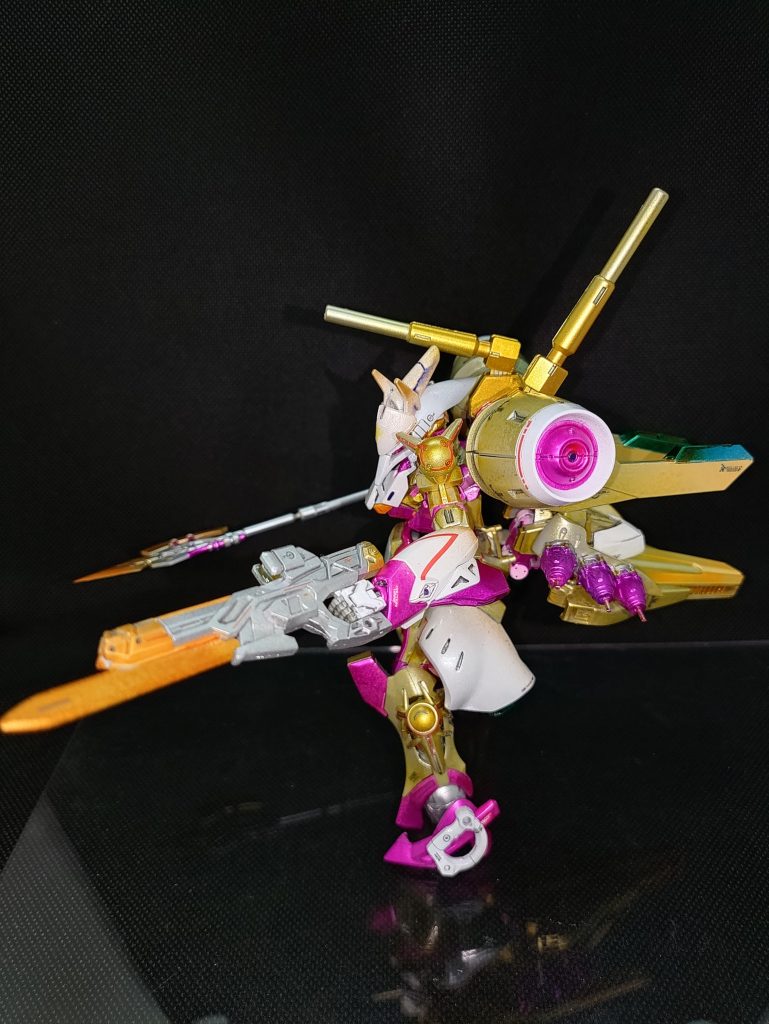 銃剣はヒートソードを当初考えたけど銃身加熱してヤバくね?と思いただの実体剣に設定変更。ヒート色なのはダミー塗装ということにしましょうwww