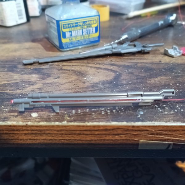 Ver.Ka MG シナンジュスタイン ナラティブver. 始動です👍‼️ビームアックスの2丁構え検討しましたが、光り方がイマイチなんでビームライフルを持たせる事にしました😅💦（2枚目）