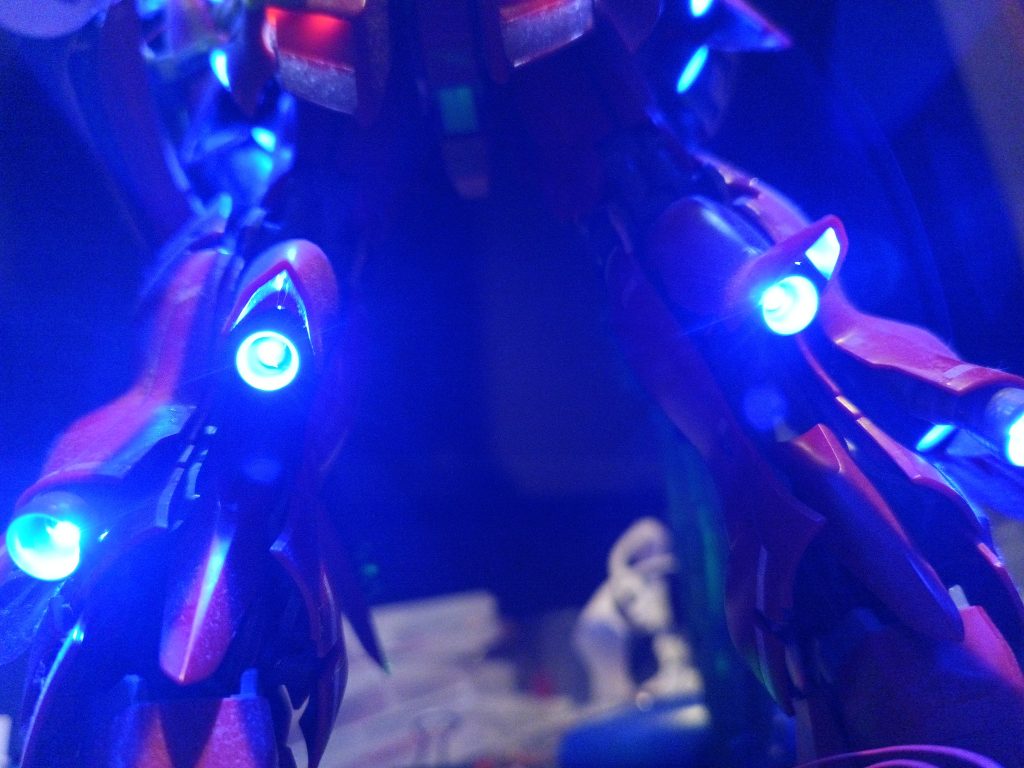 過去作 シナンジュVer.Ka LED組込み–2枚目/制作者：福田　義康