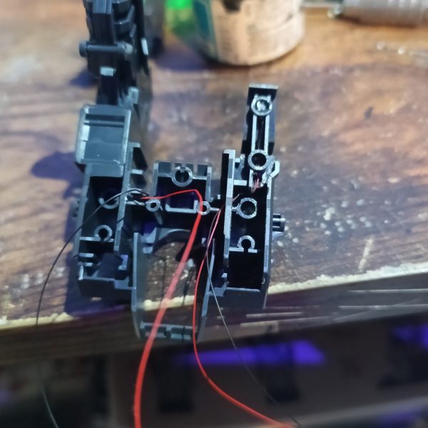 ストームブリンガー着手しました😁未見なんで内容は全くしりません😰😅💦💦このキット公式なミキシングキットなのかと勘違いする位、色んなキットのパーツの組合せなんですね😲（5枚目）