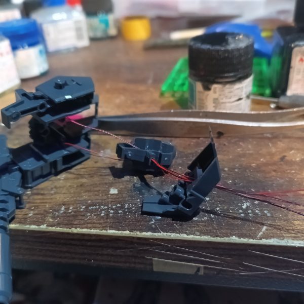 ストームブリンガー着手しました😁未見なんで内容は全くしりません😰😅💦💦このキット公式なミキシングキットなのかと勘違いする位、色んなキットのパーツの組合せなんですね😲（6枚目）