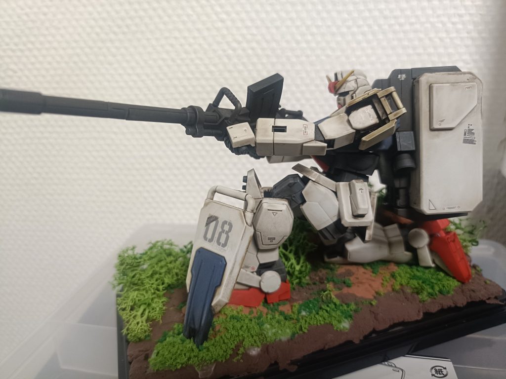 HGUC 陸戦型ガンダム–2枚目/制作者：ゆうさん