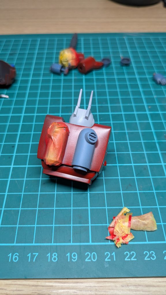 バックパックもマスキング。