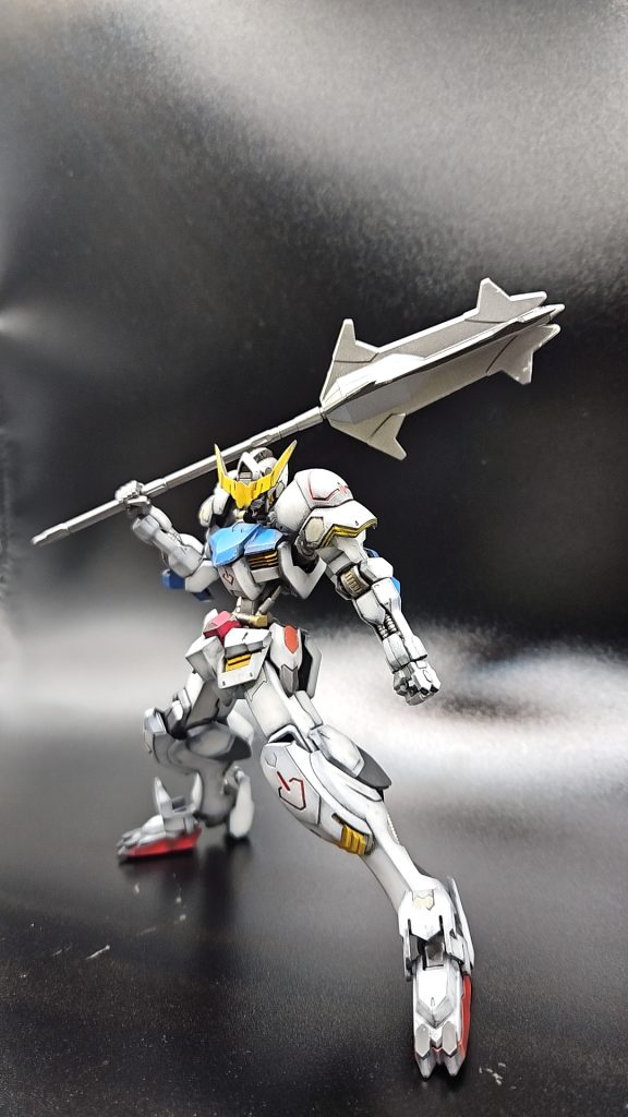 鉄血も10周年かぁ(´・ω・｀このキットも古くなったけど今でも良い出来だと思います😊やはり鉄血系にはウェザリング似合いますね😁✨ 