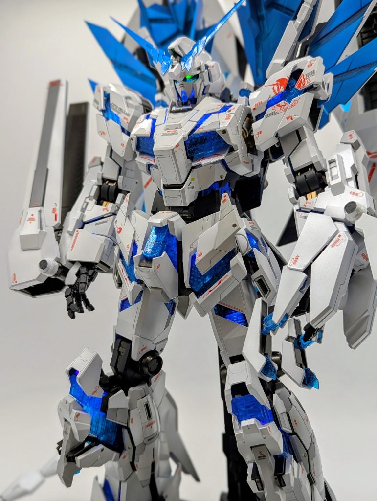 PGユニコーンガンダムペルフェクティビリティ改修全塗装完成品–8枚目/制作者：kenshira0123