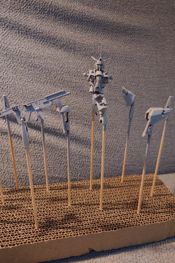 サーフェイサー吹いてから塗装しました