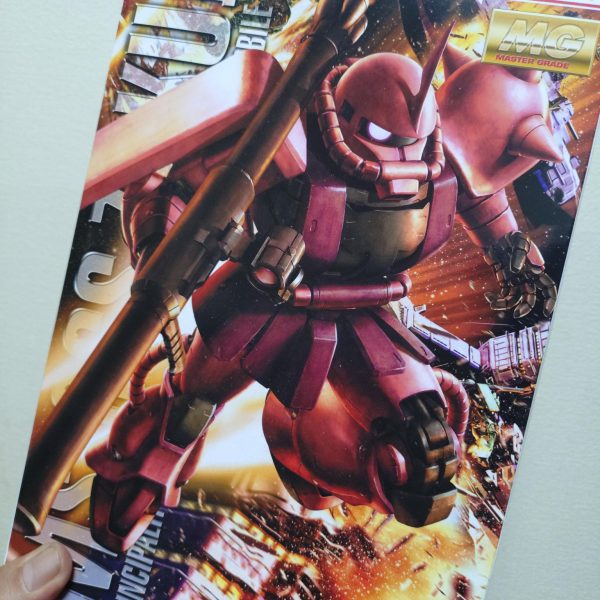 久々にモデラー復帰‼️（笑）今回は久々のMGジェガンのビームライフルが余ってたのでこれを芯にザク用ビームライフル制作中ザクにビームライフル………？野暮な事は言いっこなしよ（笑）（2枚目）