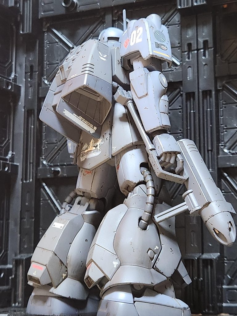 難しい事はまだまだ修行中ですので、ミキシング以外は、面出しとモールドの彫り直し、腕の可動の変更、3Dプリントパーツへ交換くらいです。水中用武装のサブロックガンが独特で格好良くて好きです。