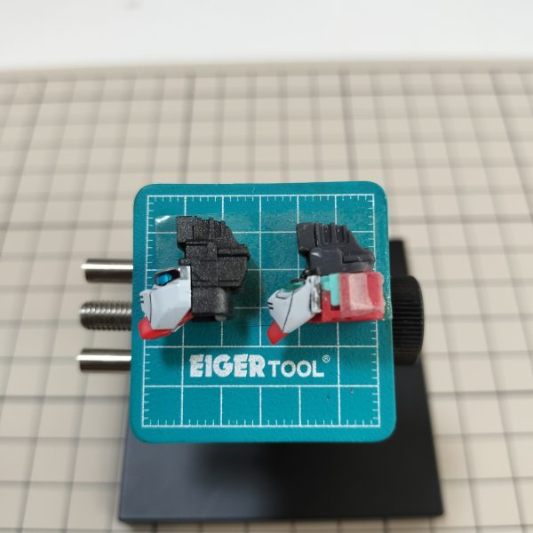 MG2.0、改修後、元になったEGニュー中身の比較、切断ラインなど分かりやすいと思います。②につづく （3枚目）