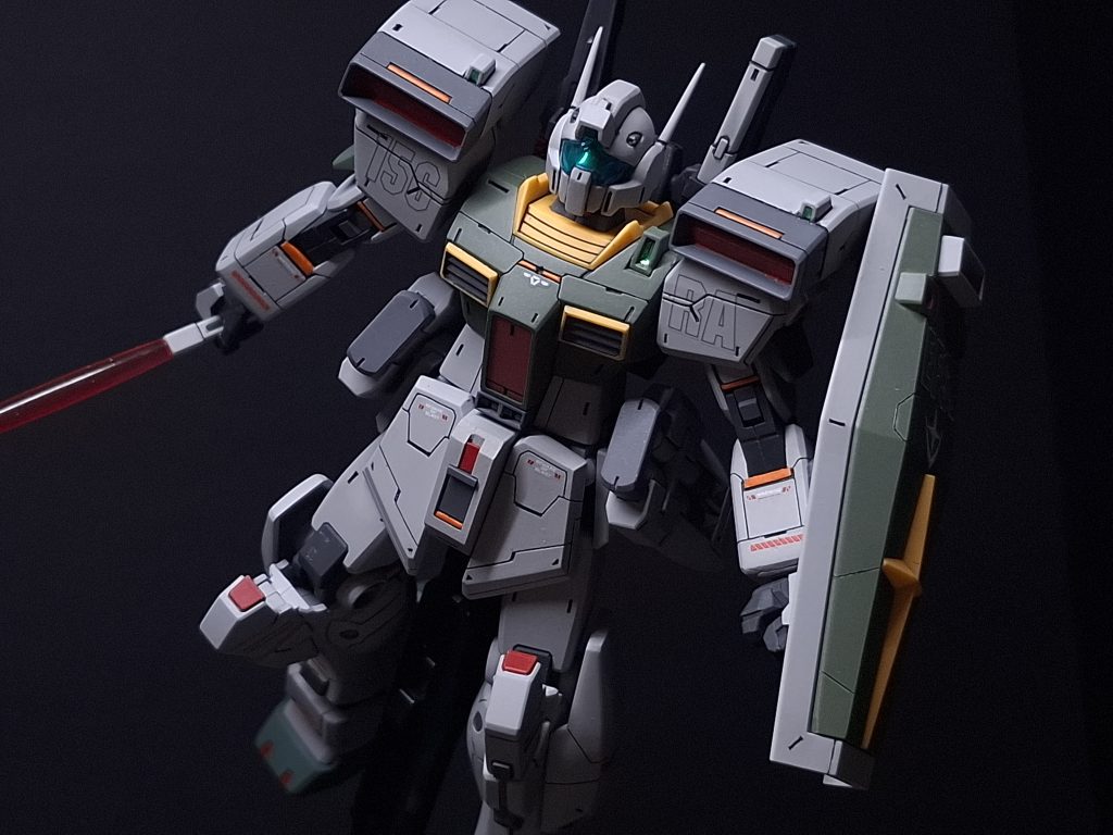 やっぱ黒背景だと宇宙空間みたいで臨場感ありますね