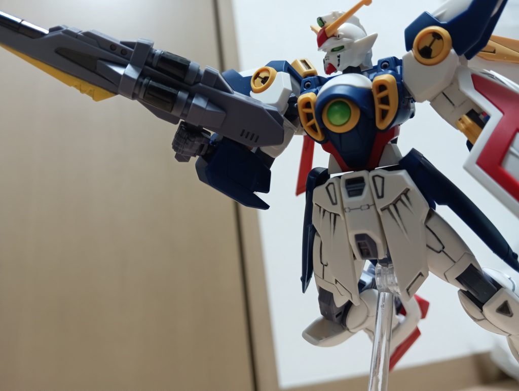 バスターライフルのドゥルルルァアアアーみたいな効果音が好きです