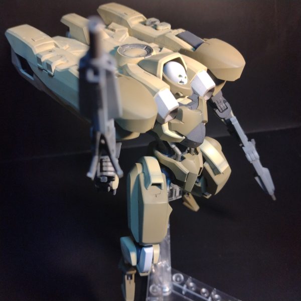 取り敢えず！ここまでと言いながら！結局は組んでしまいました！😄後はデカールとトップコートしたら完成と思ってましたが！説明画見ながらチェックしたら数カ所色が足りない事が分かったので次の回で再塗装します！なので一旦はホントにここで作業ストップします！再塗装したらあと一度だけストーリーに上げてからストーリーは終わりにして😀完成したら、いつものように普通に投稿しますので！観覧宜しくお願いします！😀（2枚目）