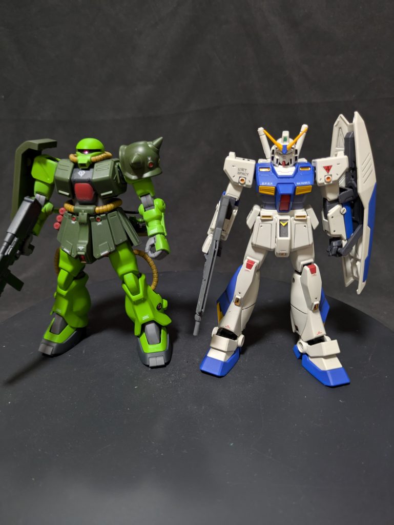 HGガンダムＮＴ−1とツーショット
