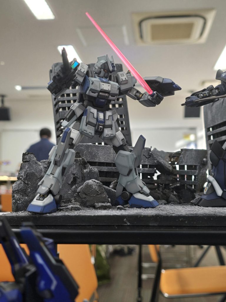 震える(別の)山–4枚目/制作者:すーぎー