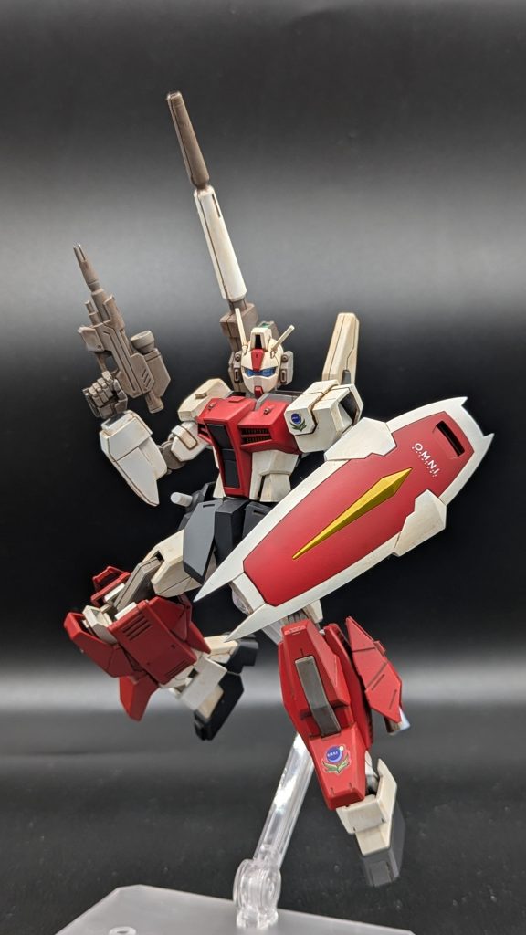 今回もデカールは少なめにしています。シルバリングしてら…。(gundam-kao5)