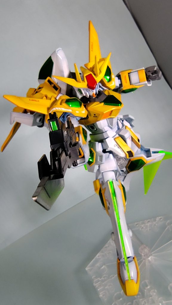 リアル形態普通にカッコいいのぅ。