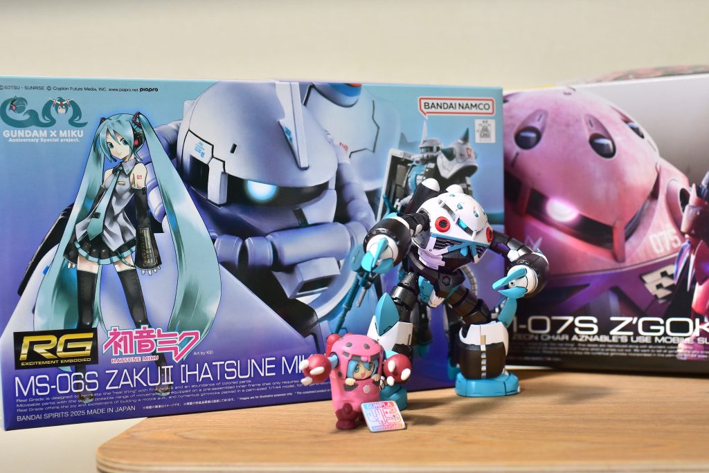 最後はズゴックお決まりのポーズで。ご覧いただきましてありがとうございました。