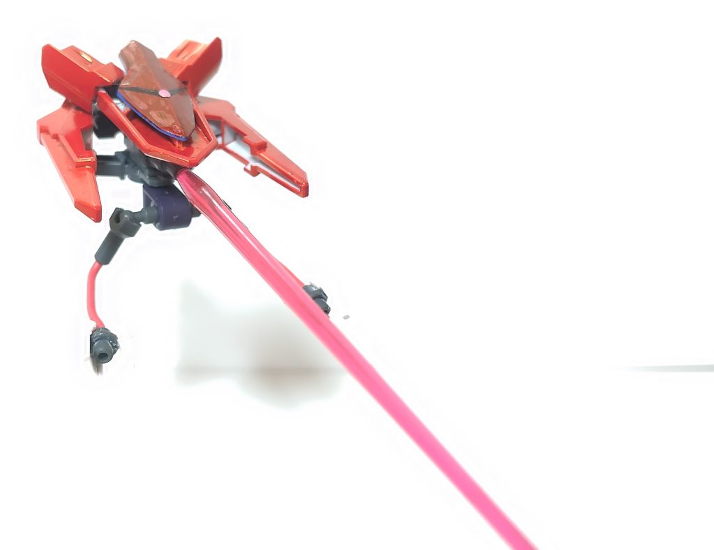 口は開きビームが出ます