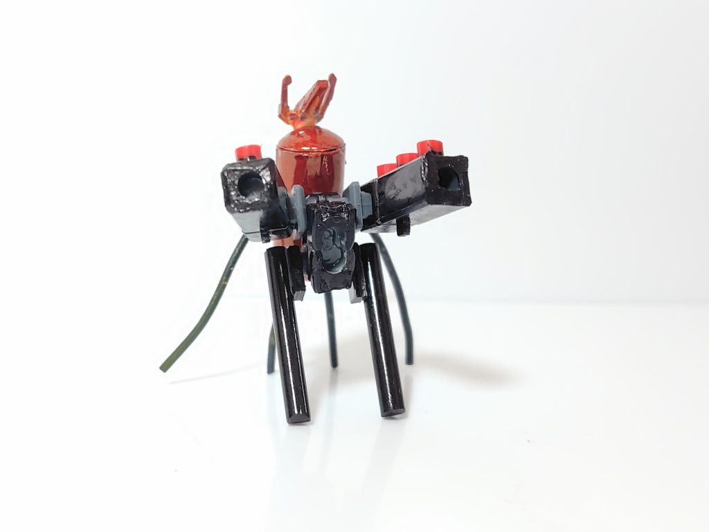 背中背中の赤いのはファンネルではありません