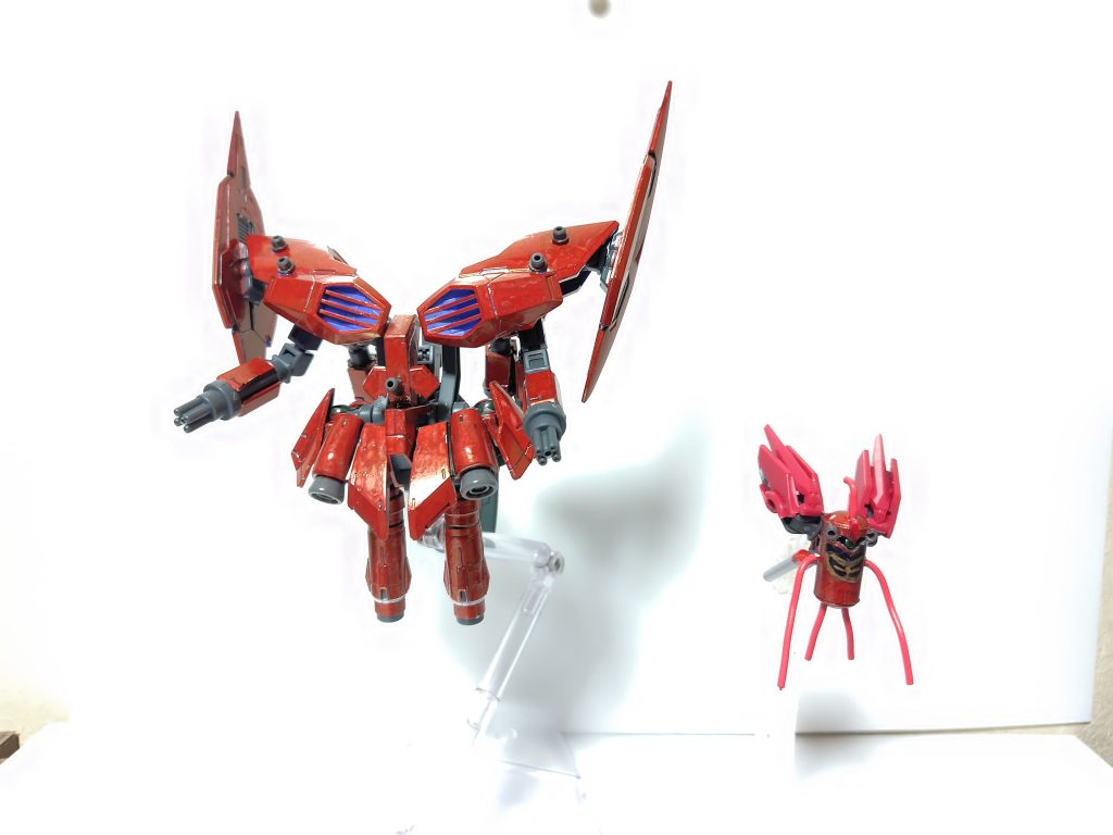 中身のシナンシュと並べて