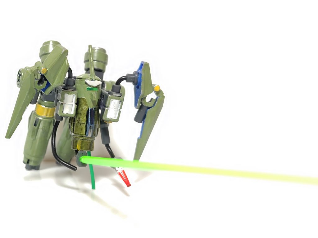 右足上げればビーム