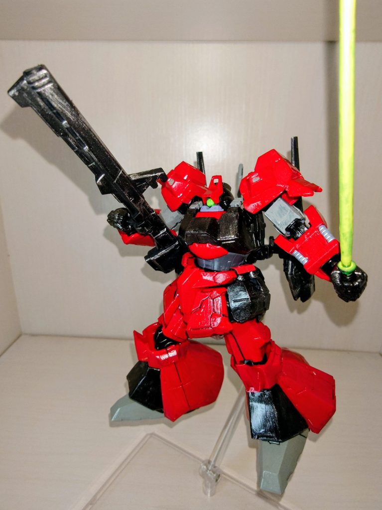 目立つ所はFaber Castellのアーティストペンでスミ入れ ガンダムマーカーのスミ入れペンよりインクが濃くて使いやすいんですよ 画材屋の世界堂で購入
