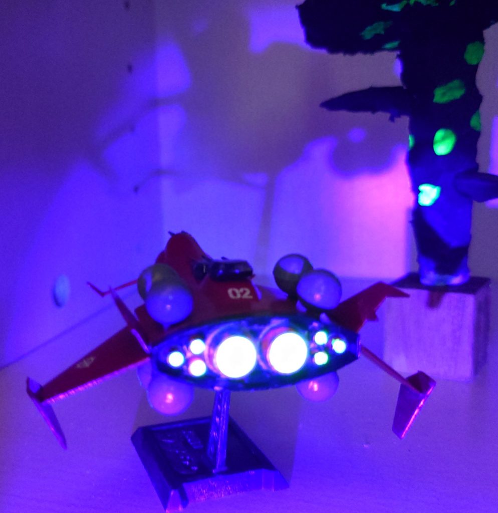 後部のバーニアも光ります! 安心してください (2回目) 笑