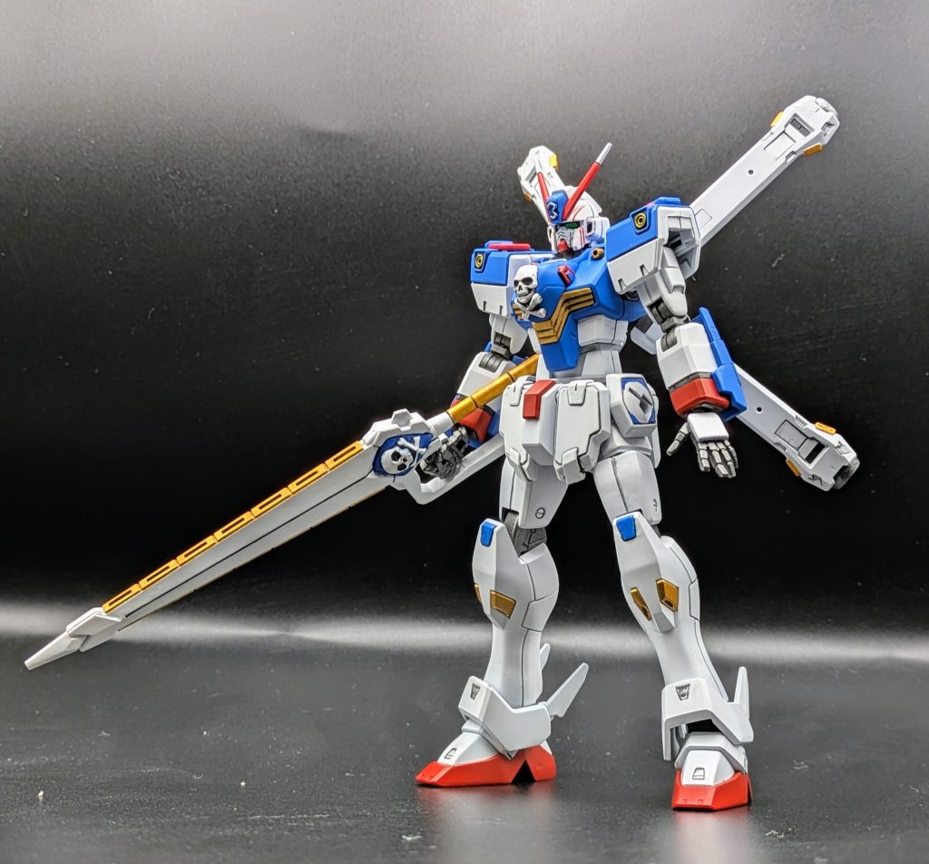 個人的にクロスボーンシリーズ一番好きなX-3ですが、キット的にはけっこうシビアな塗り分けがあったり、どうしてもムラマサブラスターが納得できなかったり。今回はなかなかの難産でした。