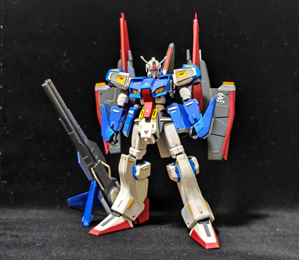 永野護先生がデザインしたZZガンダムを藤田一己先生がリファインしたものがこちら。これがアニメ主役機になってた世界もあったかもしれない!