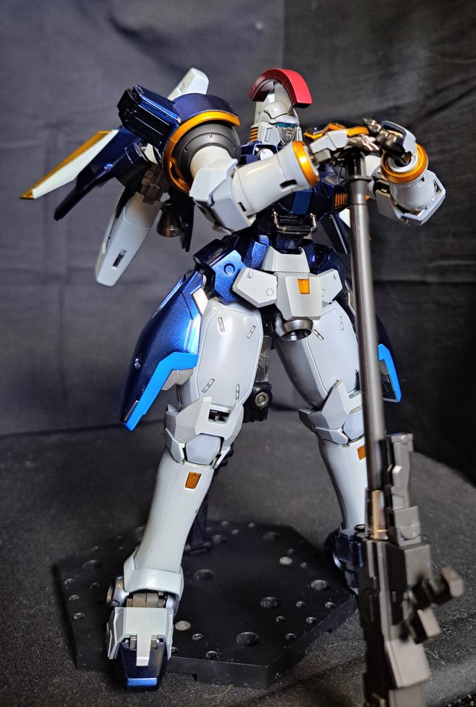 こちらの騎士ポーズはドーバーガンが長過ぎたので工夫が大変でした…