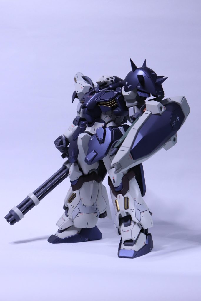 好みで肩を左右入れ替え。左側の防御力高め(笑)