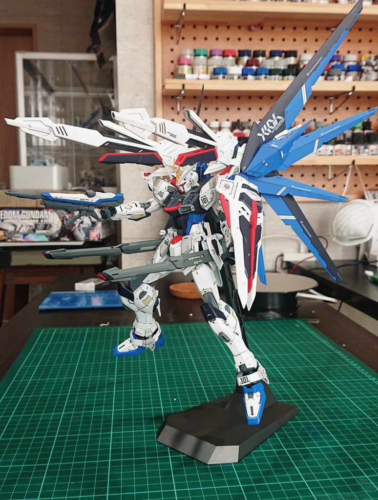 塗り分け頑張ったおじさん–2枚目/制作者：匿名