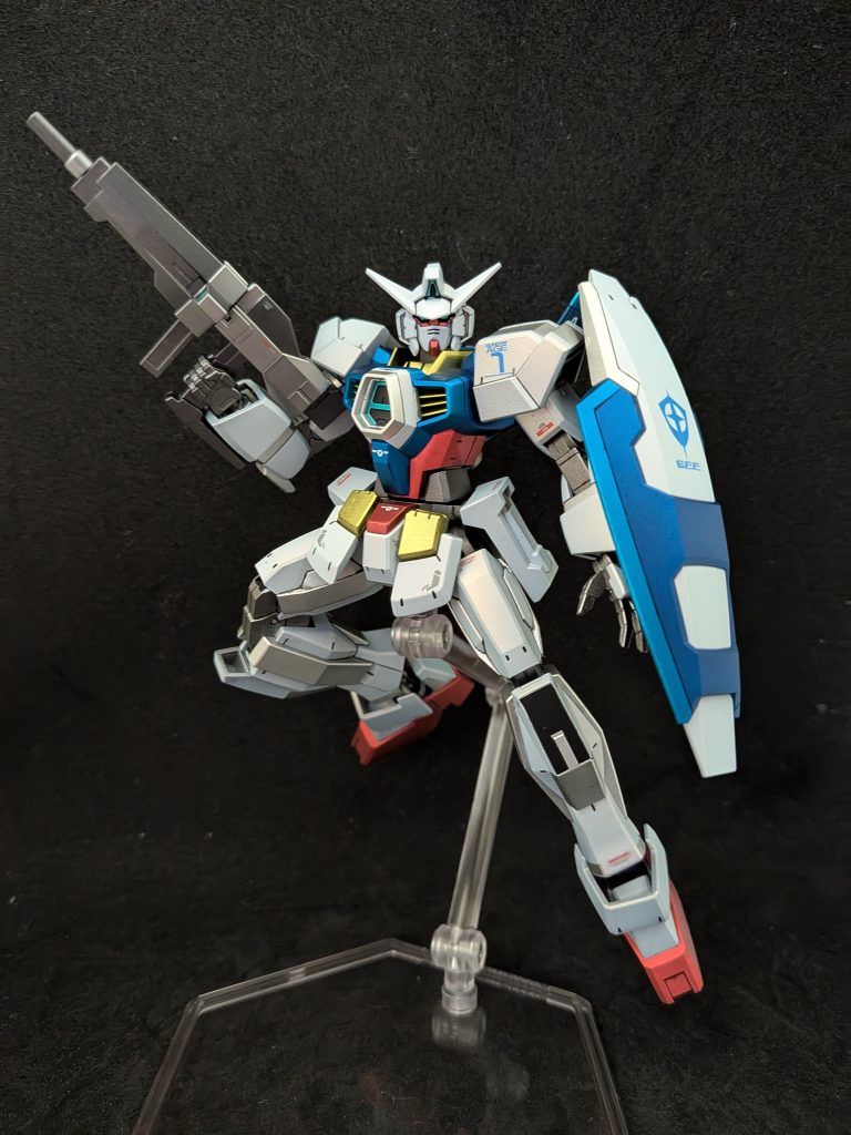 多少スジ彫りをして情報量を増やしています。苦手な作業ですがもっと上手くなりたいです。